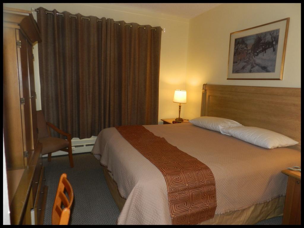 L'Auberge De L'Aeroport Inn Dorval Szoba fotó