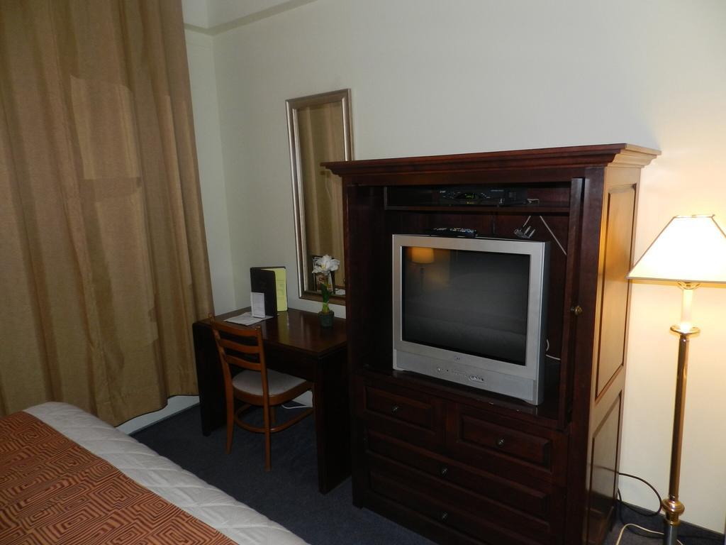 L'Auberge De L'Aeroport Inn Dorval Szoba fotó