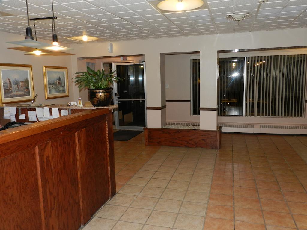 L'Auberge De L'Aeroport Inn Dorval Kültér fotó